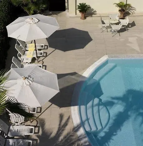 Sporting فندق 3*